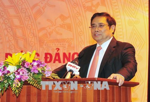 Xây dựng đội ngũ cán bộ và đổi mới công tác cán bộ đáp ứng yêu cầu phát triển