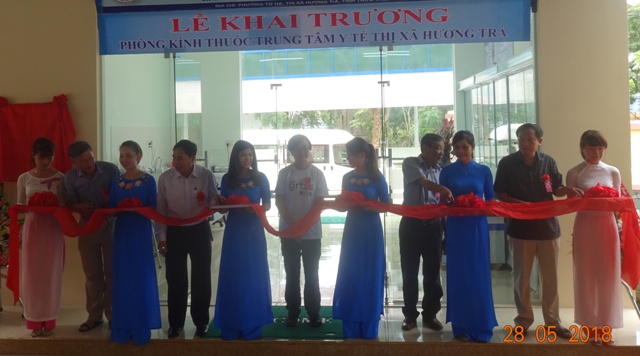 Trung tâm Y tế thị xã Hương Trà khai trương phòng kính thuốc