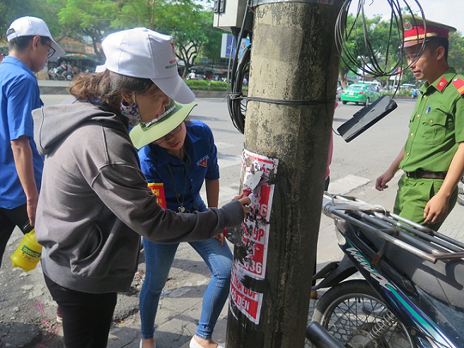 500 đoàn viên thanh niên ra quân làm vệ sinh môi trường