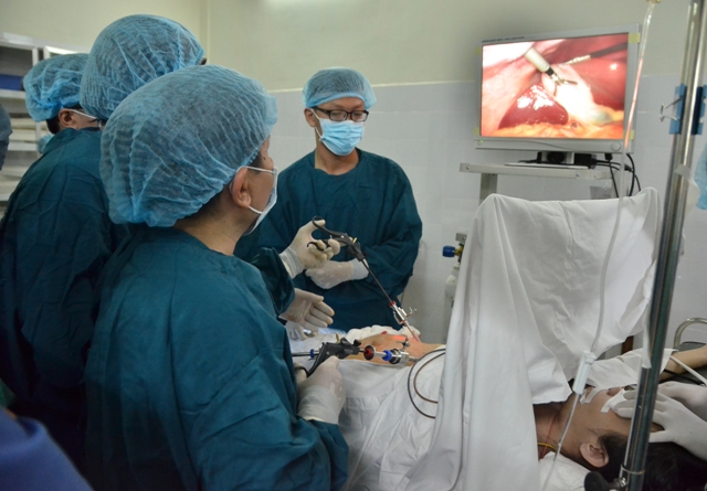 Trung tâm y tế TP Huế triển khai kỹ thuật nội soi cắt túi mật thành công