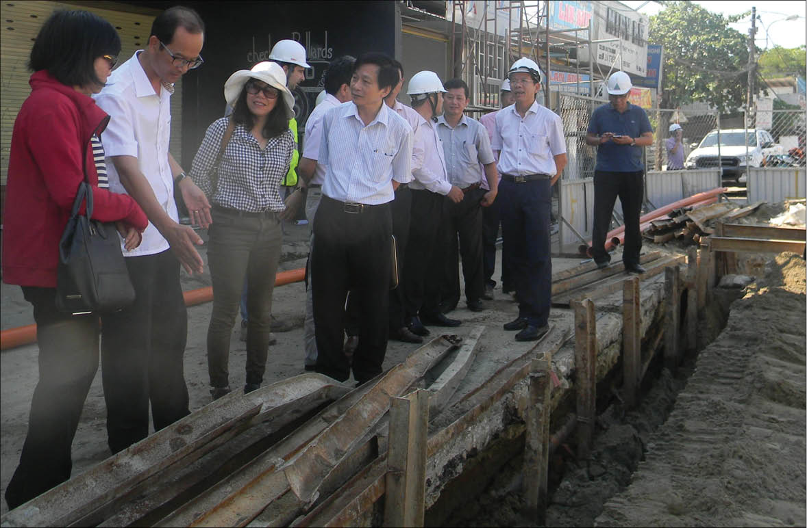 Dân kêu, nhà thầu ì ạch - Kỳ I Ảnh hưởng đời sống, kinh doanh