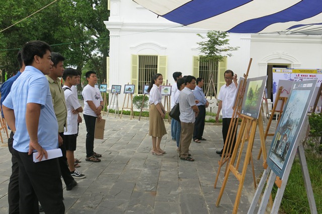 Triển lãm 50 tác phẩm ký họa về Cố đô Huế