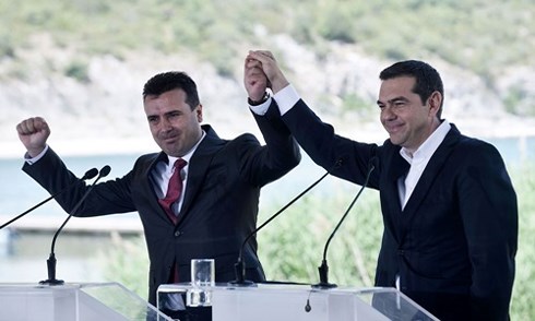 Hy Lạp và Macedonia ký thỏa thuận đổi tên nước Thách thức vẫn còn