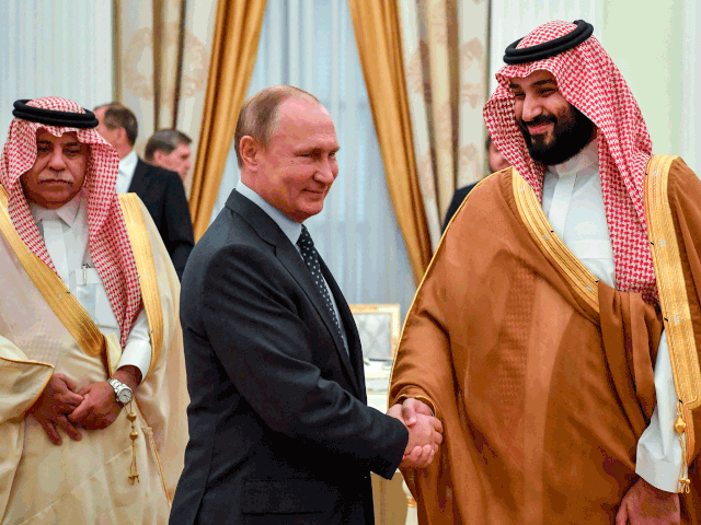 Tổng thống Putin ghi bàn ngoại giao trong World Cup 2018