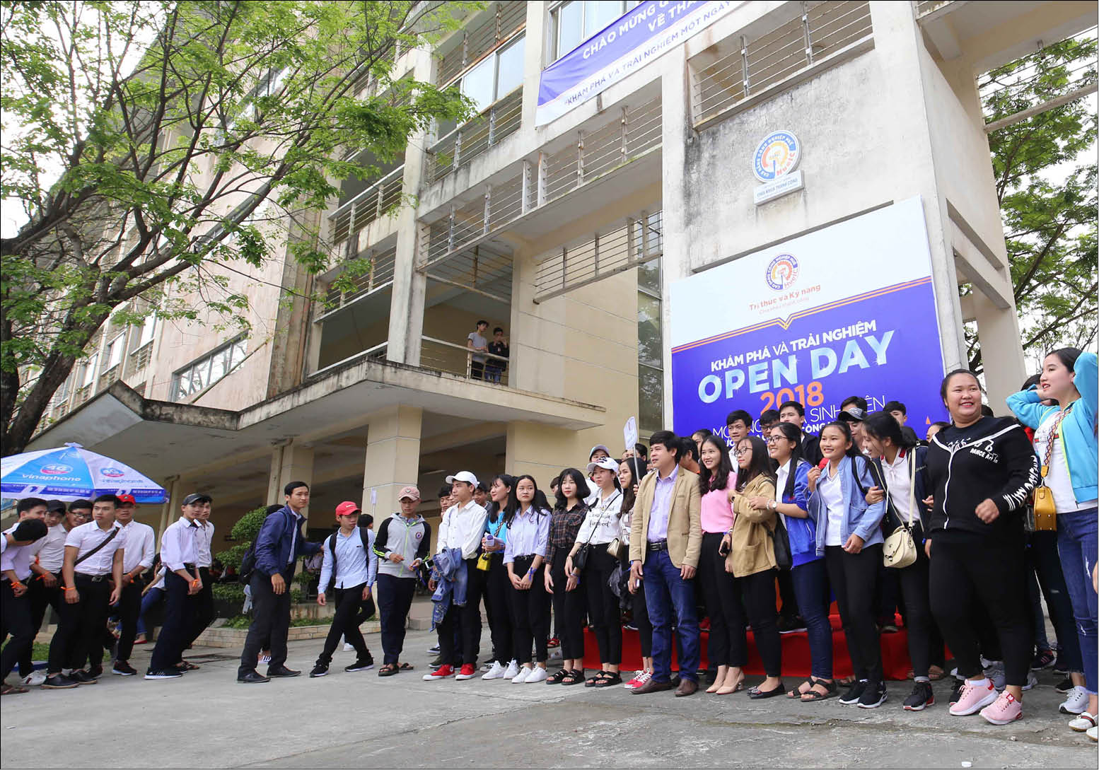Mong đỗ “tú tài”