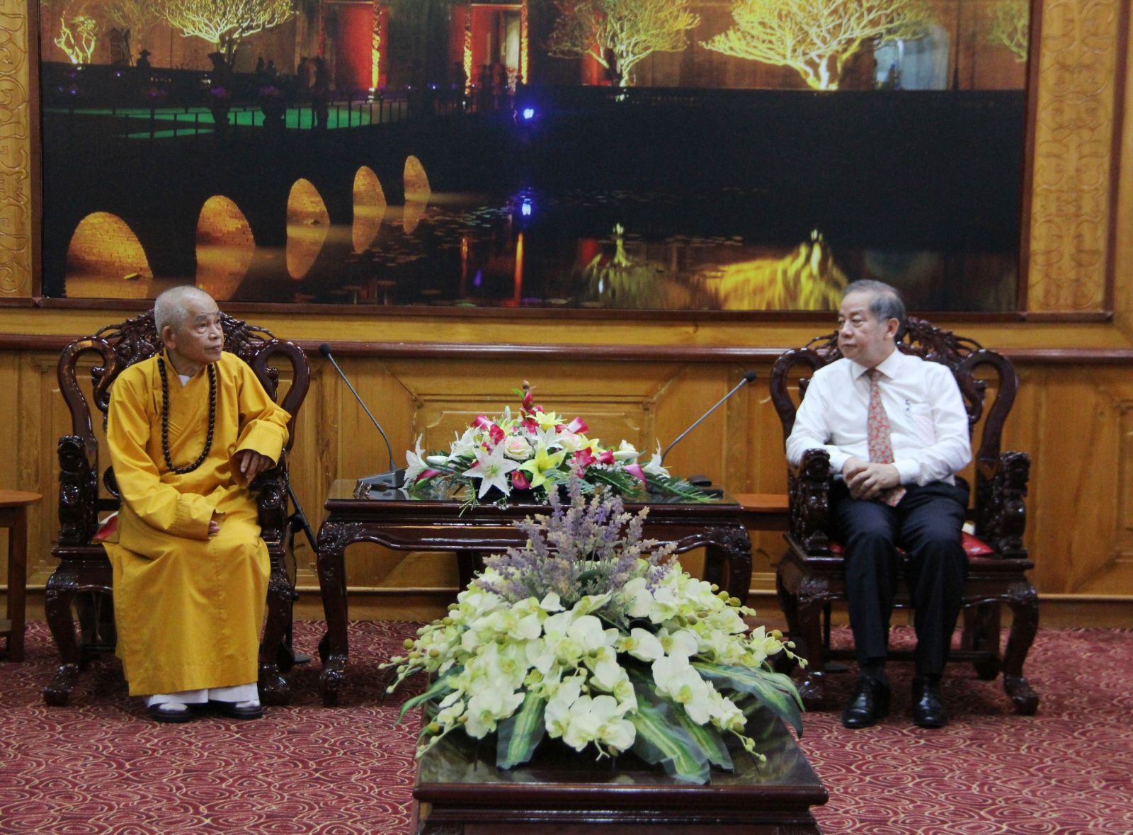 The Provincial Executive Board of VBS congratulated newly elected Chairman of the Provincial People s Committee