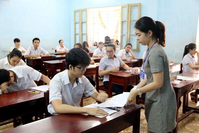 Thí sinh “thở phào” với đề ngoại ngữ