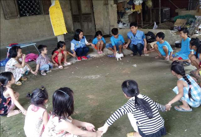 Hỗ trợ trẻ em lao động đường phố