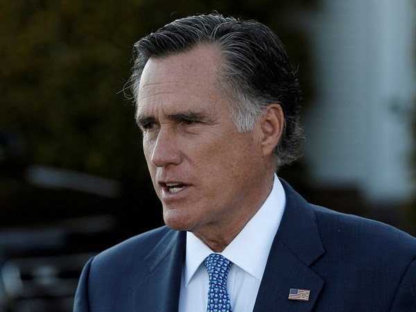 Tỉ phú Mitt Romney chính thức quay trở lại chính trường Mỹ