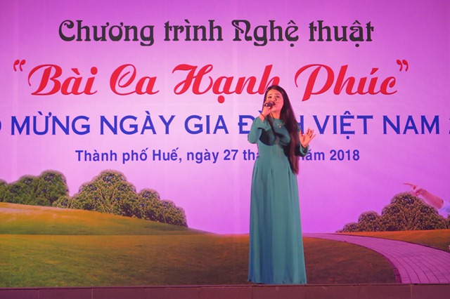 Bài ca hạnh phúc