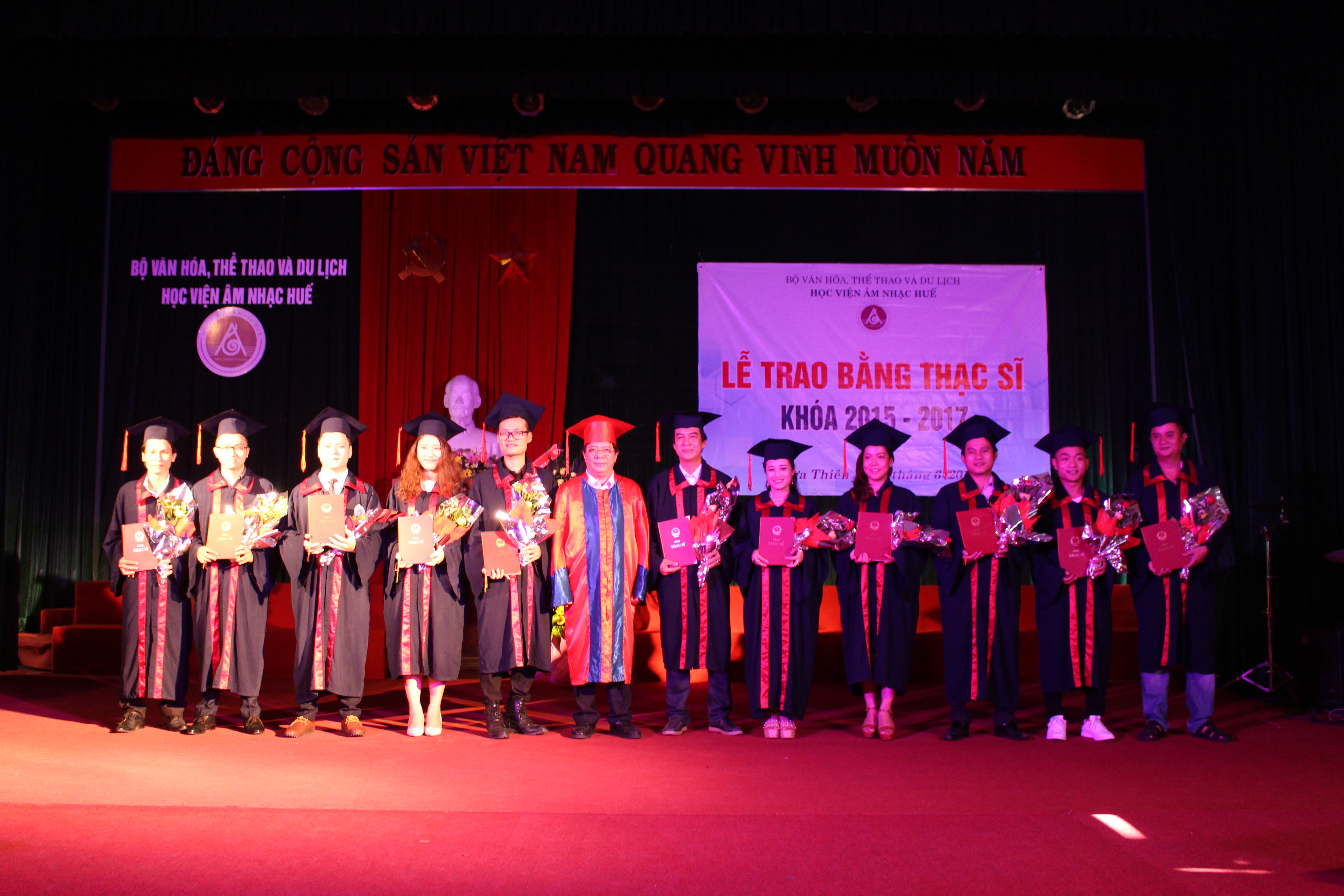13 học viên Học viện Âm nhạc nhận bằng thạc sĩ