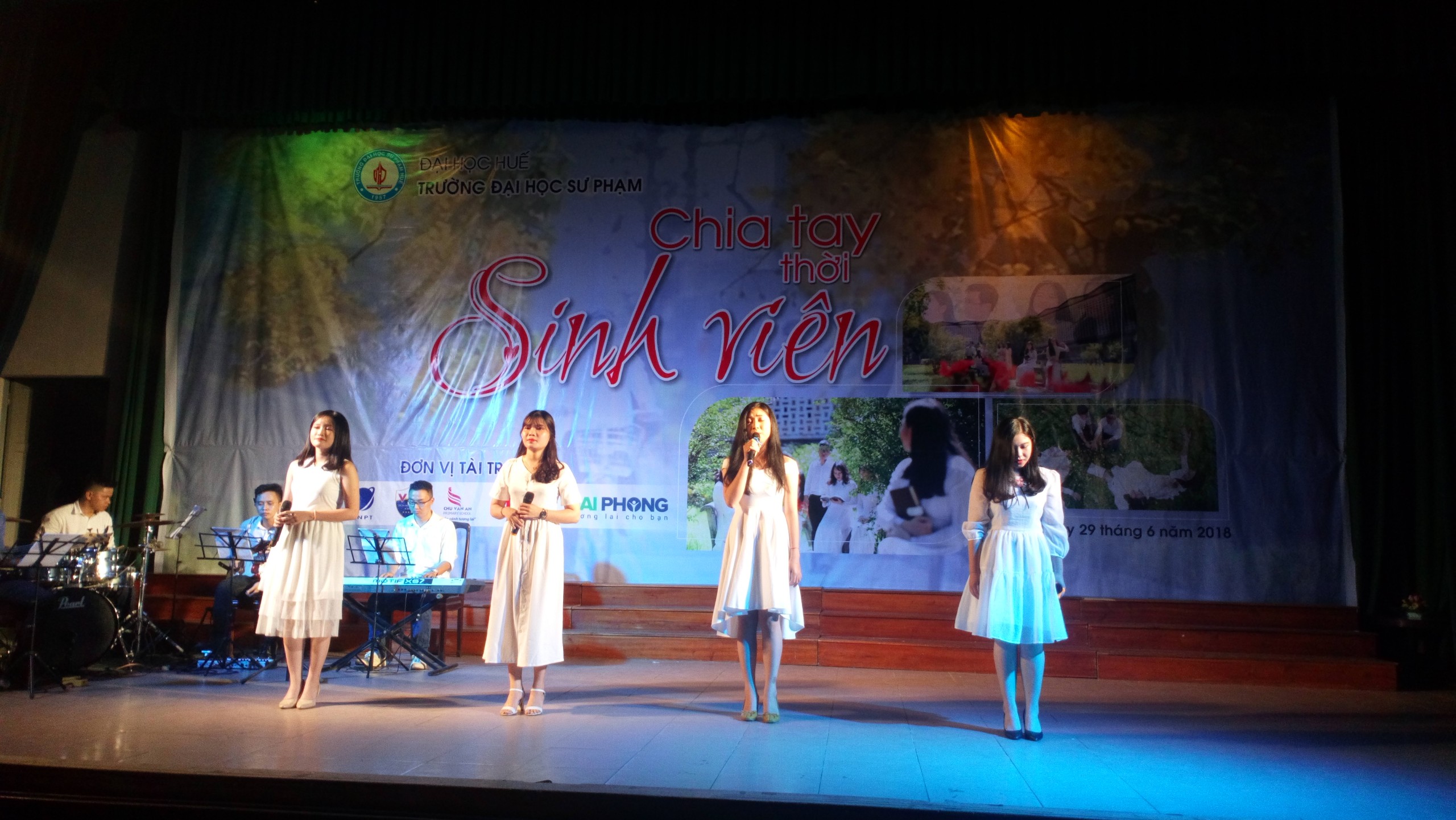 Chia tay thời sinh viên