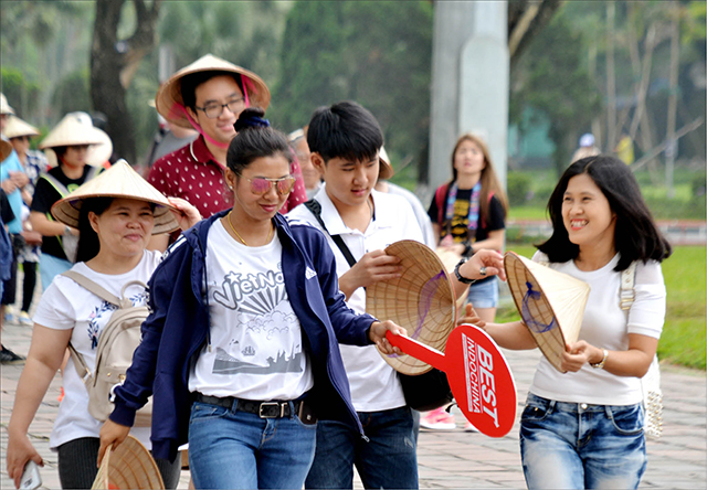 Tìm hiểu kỹ khi đặt tour du lịch hè
