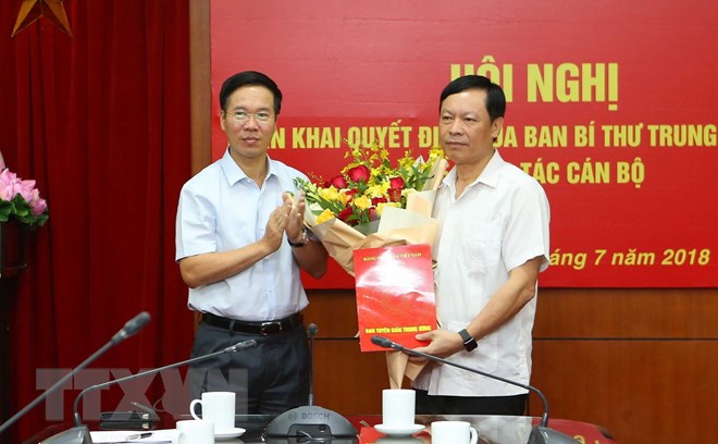 Ông Phạm Văn Linh làm Phó Chủ tịch chuyên trách Hội đồng Lý luận TW