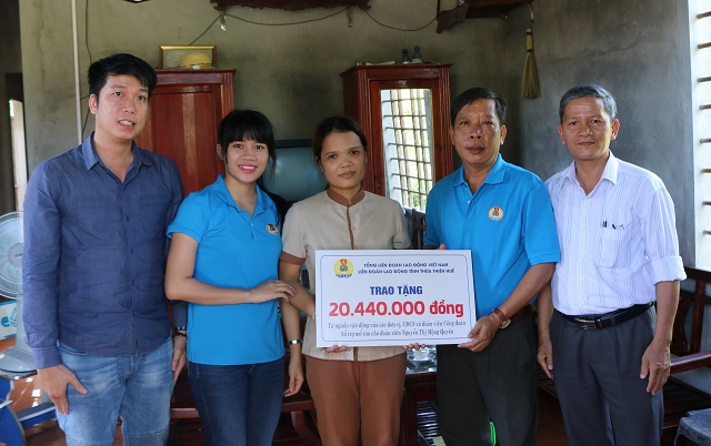 LĐLĐ tỉnh Hỗ trợ 20 triệu đồng cho đoàn viên mắc bệnh hiểm nghèo