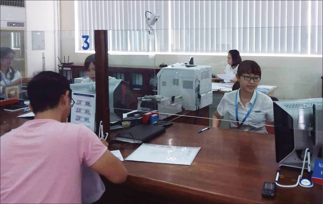 Nghĩa cử đẹp của nữ nhân viên ngân hàng