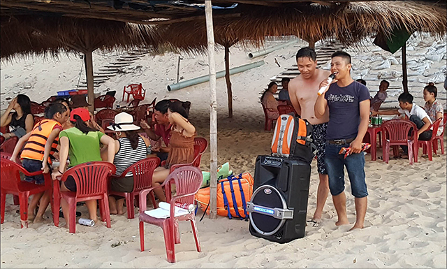 “Nóng” ô nhiễm tiếng ồn tại các điểm du lịch