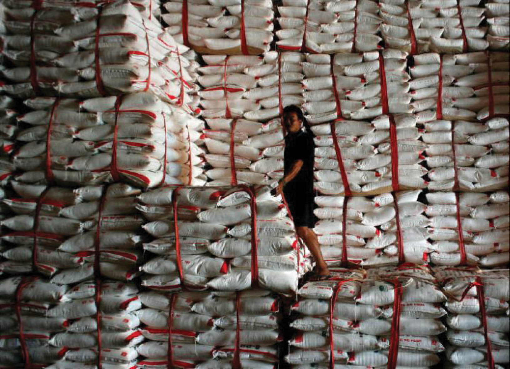 Dư thừa nguồn cung đường