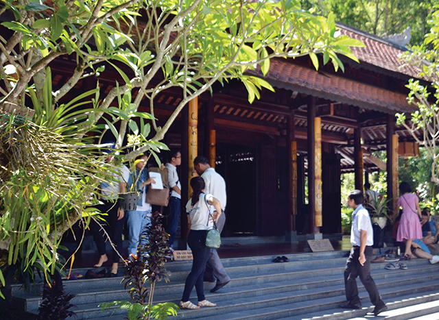 Kết hợp sản phẩm khác với du lịch tâm linh