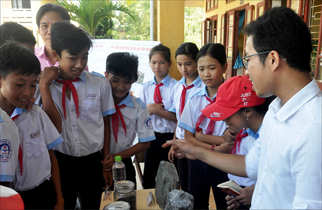 Bảo vệ tài nguyên, môi trường từ triển lãm