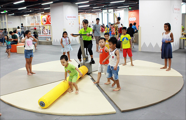 Đồ chơi tự chế