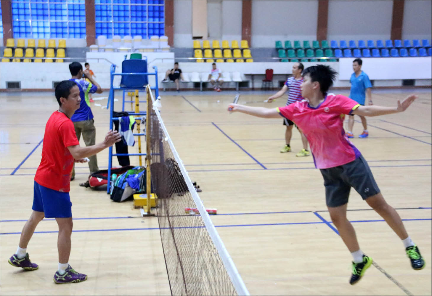 Cầu lông Huế Khó khăn nhưng không bỏ cuộc