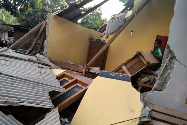 Indonesia Động đất mạnh 6,4 độ richter, ít nhất 12 người thiệt mạng