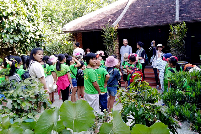 Đến Huế tham gia trại hè