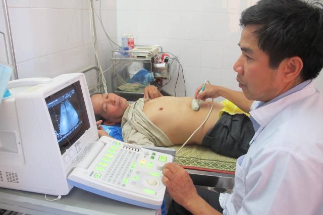 Đổi mới phong cách, thái độ phục vụ người bệnh