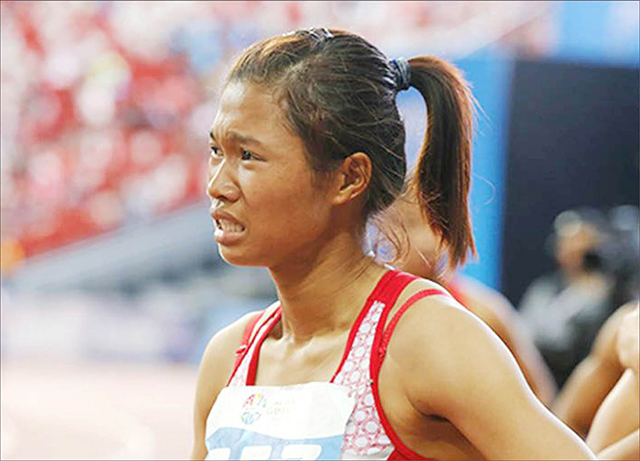 Niềm vui và tiếc nuối