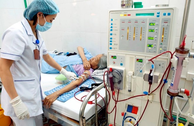 Hơn 4 600 bệnh nhân được bảo hiểm chi trả từ 200 triệu đồng trở lên