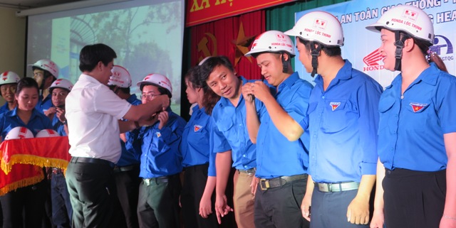 400 ĐVTN tham gia ngày hội “Thanh niên với văn hóa giao thông”