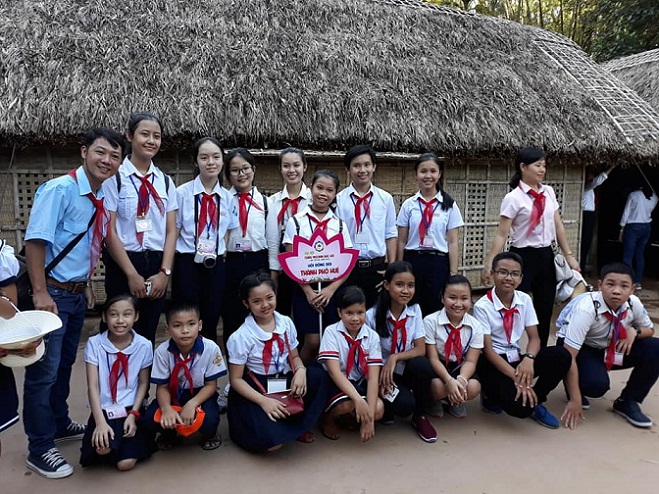 Gần 150 đại biểu tham gia cuộc hành trình “Đến với địa chỉ đỏ”