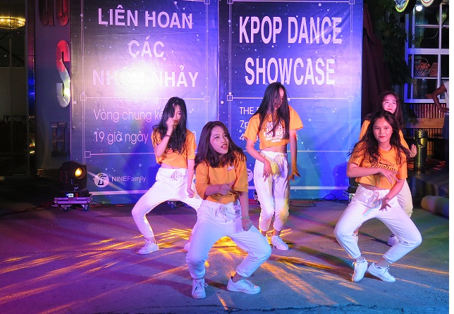 Nhóm Lady Team đoạt giải nhất “Liên hoan các nhóm nhảy lần thứ I”