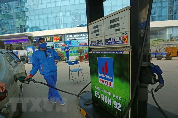 Tiêu thụ E5 RON92 tăng mạnh nhưng người tiêu dùng chưa hết e ngại