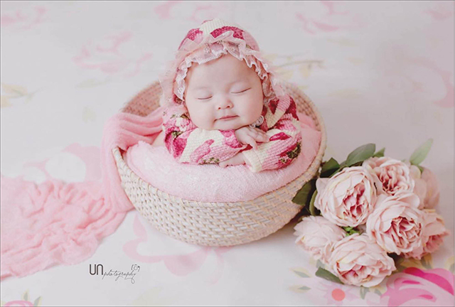 Thánh thiện “newborn”