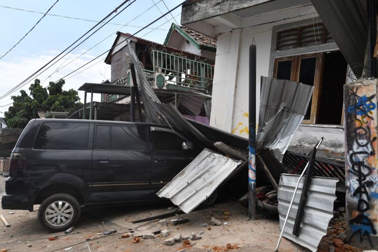 Indonesia tiếp tục hứng chịu động đất mạnh 6,2 độ richter