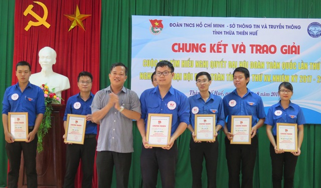 Hoàng Mạnh Tuấn đoạt giải Nhất chung kết cuộc thi Tìm hiểu Nghị quyết Đại hội Đoàn