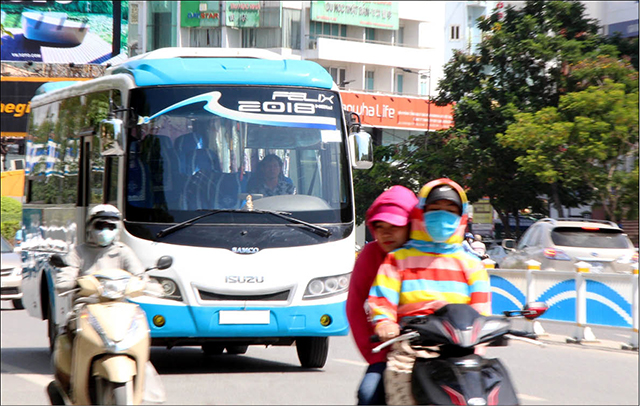 Ngủ gật - nguy hiểm rình rập trên những chuyến xe