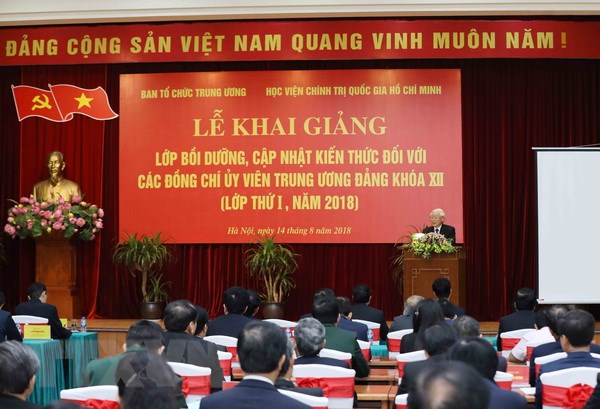 Khai giảng Lớp bồi dưỡng cho các Ủy viên BCH Trung ương Khóa XII