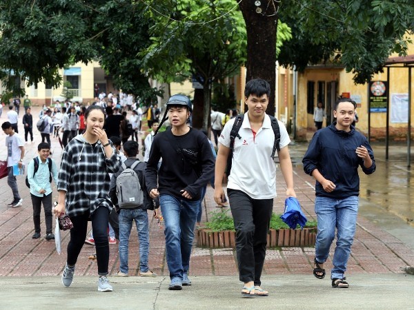 Thêm trường đại học, cao đẳng nâng điểm đánh trượt thí sinh