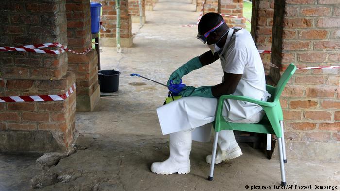 WHO Bất ổn chính trị làm trầm trọng hơn đại dịch Ebola ở Congo
