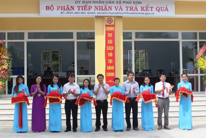 Phú Sơn khai trương “Một cửa” hiện đại