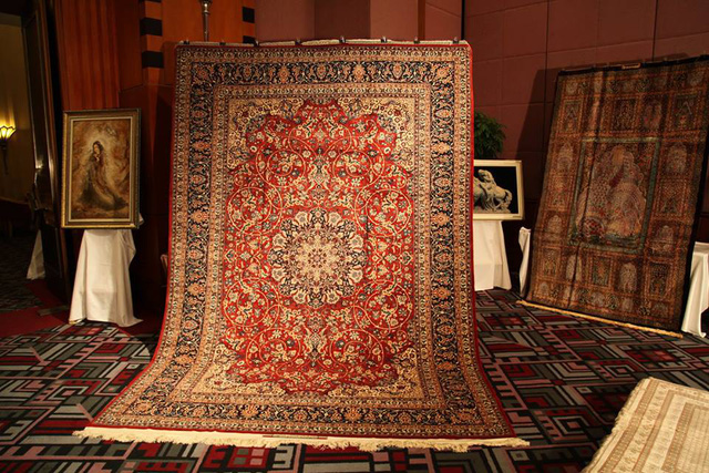 Iran trao tặng tấm thảm Hòa bình và Hữu nghị cho LHQ