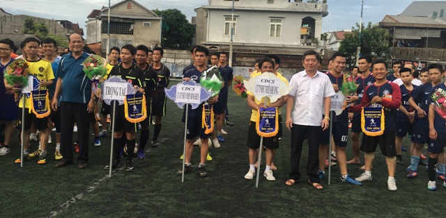 Khai mạc giải bóng đá công đoàn ngành công thương