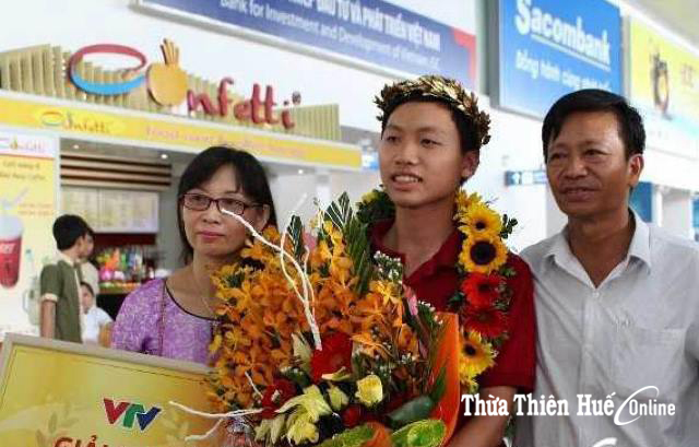 Cựu giáo chức nặng lòng với khuyến học