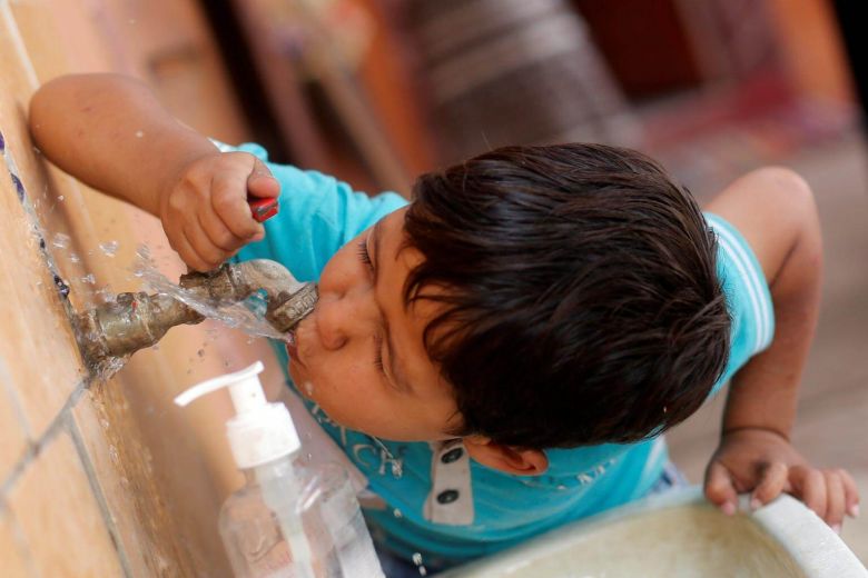 Gần 1 2 trường học trên thế giới thiếu nước sạch, nhà vệ sinh