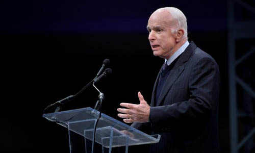 McCain kêu gọi người Mỹ đoàn kết trong lá thư cuối cùng