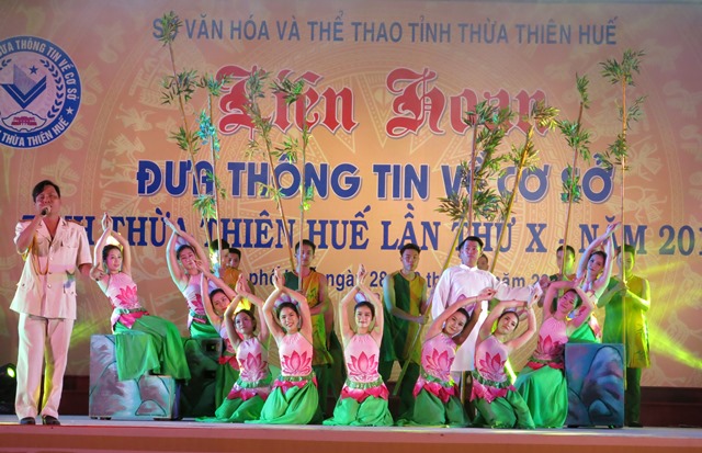 Khai mạc Liên hoan “Đưa thông tin về cơ sở”