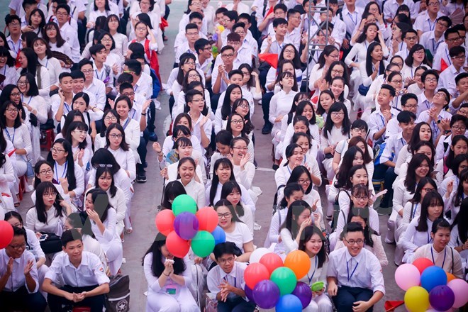 Hiệu trưởng cơ sở giáo dục phổ thông phải đạt 5 tiêu chuẩn